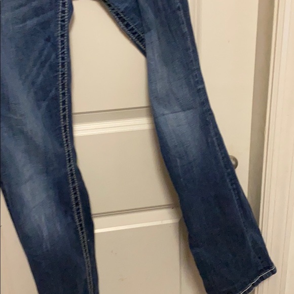 Jeans - Picture 2 of 5